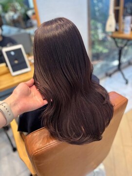 ユニ バイ マグ 長野店(Uni.by Mag) 【艶感★ブラウン】韓国 髪型 大人可愛い韓国巻き