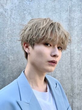 ソラ 鶴見店(sola) 鶴見メンズ ハイトーンベージュ×レイヤーカット
