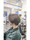 丸みショート、ベージュカラー