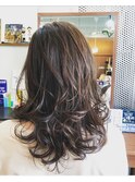 ゆるふわの さらうる の しなつや ヘア