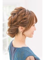 リトル アイズミ バイ ヴィーヴル(little aizumi by BIVRE)&nbsp;360°カワイイ！　お呼ばれヘア ★