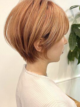 ビューエヒメ(VIEW EHIME) 大人ラフウェーブ20代30代40代ボブブラウンショート顔周り