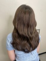 アンサム 下北沢店(UNSOME)&nbsp;オリーブカラー/ロング/レイヤーカット
