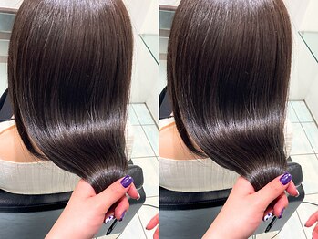 タヤ みなとみらい 東急スクエア店(TAYA)の写真/忙しい朝の10分を時短♪うねりや広がりを抑え、毛先まで扱いやすくなる次世代パーマで髪質改善◎