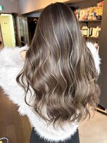 サニー 渋谷(SUNNY) ハイライト、レイヤーカット、バレイヤージュ、ケアブリーチ