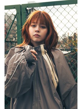 チカシツ(Chikashitsu) オレンジベージュ/レイヤーカット/ブリーチなし/ロング