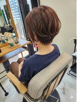 バッカ(BACCA) 丸みとくびれで美シルエット。大人の洗練ショート