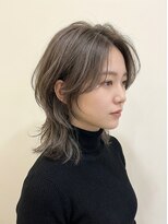 アミ(amii)&nbsp;室蘭ウルフヘアウルフカット韓国白髪ぼかし白髪染めボブ
