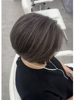 ロエ 元町店(Loe)&nbsp;元町レイヤーカット白髪ぼかし白髪染めハイライト髪質改善ボブ