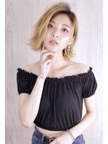 オウル(Owll)&nbsp;【Owll】スクエアナチュラル　外ハネスタイル　イルミナカラー