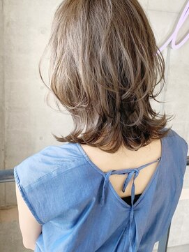 ウェイズ トウキョウ(Ways TOKYO) "ハイライトで作る【魔法のプラチナ】8トーンカラー★"+つやっ。