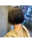 ワンレンぱっつんお洒落ボブ