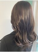 透明感アッシュブラウン
