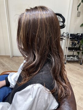 カシータ ヘア リゾート イオンモール熱田店(Casita hair resort) 外国人風×ハイライト×巻髪×モカベージュ×似合わせ