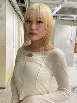 ロジ(loji) ホワイトブロンド×顔まわりレイヤー
