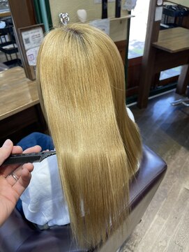 エルパライソ 鯖江店(Elparaiso) 鯖江/髪質改善/オッジオット/白髪染め/縮毛矯正/ヘッドスパ