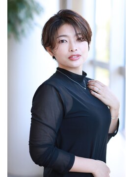 キッカ 津田沼 奏の杜店(CHICCA) グレージュショート