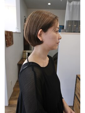 ムク(Muku) まろやかベージュのナチュラルハイトーンショート