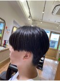 センター分けショートマッシュ
