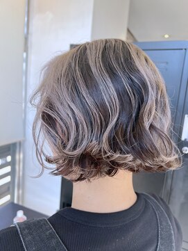 ザ カラー ラボ(THE COLOR LABO) アンブレラカラー　白髪ぼかし　ミニボブ