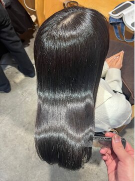 アンフィ 東京(Amphi) 艶感MAXアイスグレージュ♪