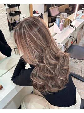 ブレンド 渋谷(BLend) 黒髪ボブルフネビージュ小顔ワンレンスペインカール