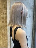 渋谷ブリーチカラータッセルボブ顔周りレイヤー切りっぱなしボブ
