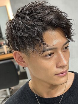 ブレイブボーイズ(BRAVE Boys)の写真/特に人気「ツイストスパイラルパーマ」で忙しい毎日でも清潔感UP!【柏/メンズ/メンズカット/メンズパーマ】