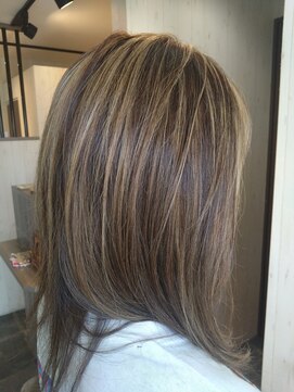イコウヘアデザイン(icou hair design) ハイライト×グレージュ