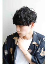 リノ エヘウ(Lino eheu)&nbsp;ツイストパーマ七三オールバックマッシュウルフスリークショート