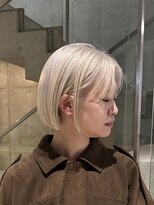 ヲタク(wotaku.)&nbsp;ホワイトカラーハイトーンカラートリプルカラーケアブリーチボブ