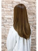 アヴァン(avan.)&nbsp;大人女子 フェミニンロング レイヤー ライトベージュ