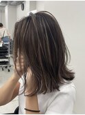 くすみベージュマロンベージュホワイトブロンド細めハイライト