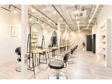 ラフィス ヘアー リアン 西宮北口店(La fith hair lien)の雰囲気（アットホームな空間でゆったり過ごせます♪）