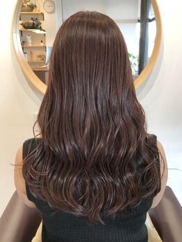 お気に入りヘアが長続き♪髪質や癖、骨格などを見極め丁寧にカットします！メンテナンスやイメチェンも◎