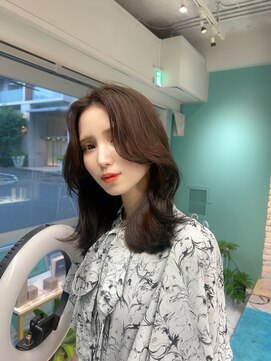 リーホリエ(Lee Horie) 色気纏うくびれヘアー