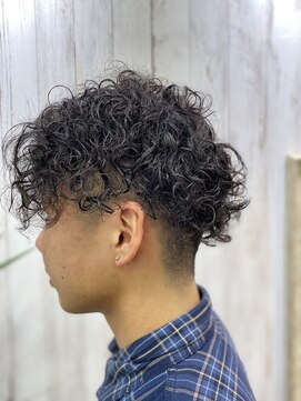 ミンク(3n9) スパイラルパーマ強め