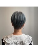 ベリーショート×白髪ぼかし