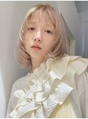 レイヤーカット×ホワイトミルクティベージュ