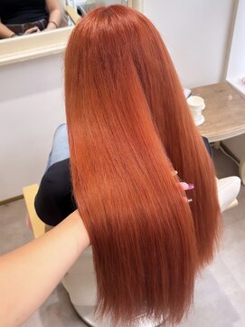 アルファバイオリカ(ALPHA by ORIKA) スーパーロングでオレンジヘア