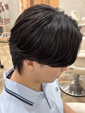 ボンドストーリールミエール(Bond Story lumiere) ニュアンスパーマナチュラルセンターパートフェザーパーマ