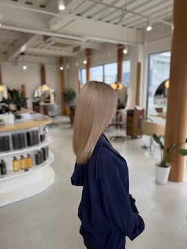 ヘーゼルブラウン/ココアベージュ