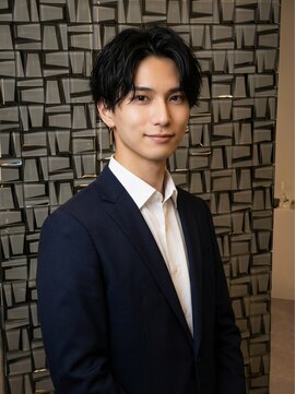 ウィーニード 名古屋(WENEED) 【佐久間】波打ちセンターパート