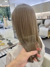 【ブリーチは技術で変わる】ケアブリーチでダメージも抑えながら色落ちまで可愛いを叶えます♪