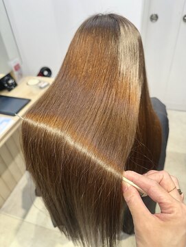 トッカ ヘアアンドトリートメント 仙台店(tocca) 艶髪