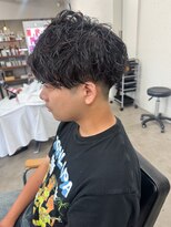 ヌークバイラヴェスト 四日市(neuk by lovest)&nbsp;【neuk服部】シャドウパーマニュアンスパーマセンターパート
