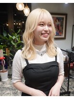 グッドフェローズ キタホリエ(GoodFellas kitahorie)&nbsp;レイヤーで魅せる透明感ハイトーンミディブリーチデザインカラー