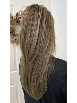 サロンドノア(Salon de NoA) ロングヘア×イルミナカラー×ハイライト