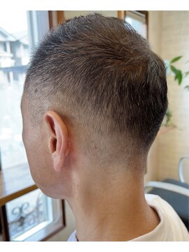 ココモ(cocomo) メンズ刈り上げスタイル