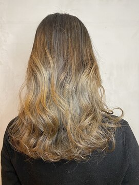 ゼン(Zen.) 外国人風ミルクティーベージュ